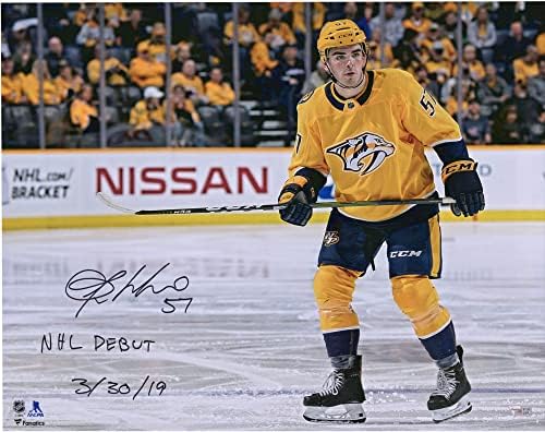 Dante Fabbro Nashville Predators, NHL Debut 3/30/19 Yazıtlı 16 x 20 Paten Fotoğrafını İmzaladı-İmzalı NHL Fotoğrafları