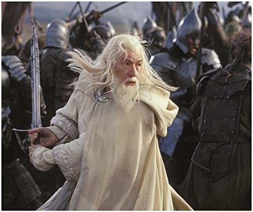 Yüzüklerin Efendisi Ian McKellan, Savaşta Savaşan Gandalf rolünde 8 x 10 inç Fotoğraf